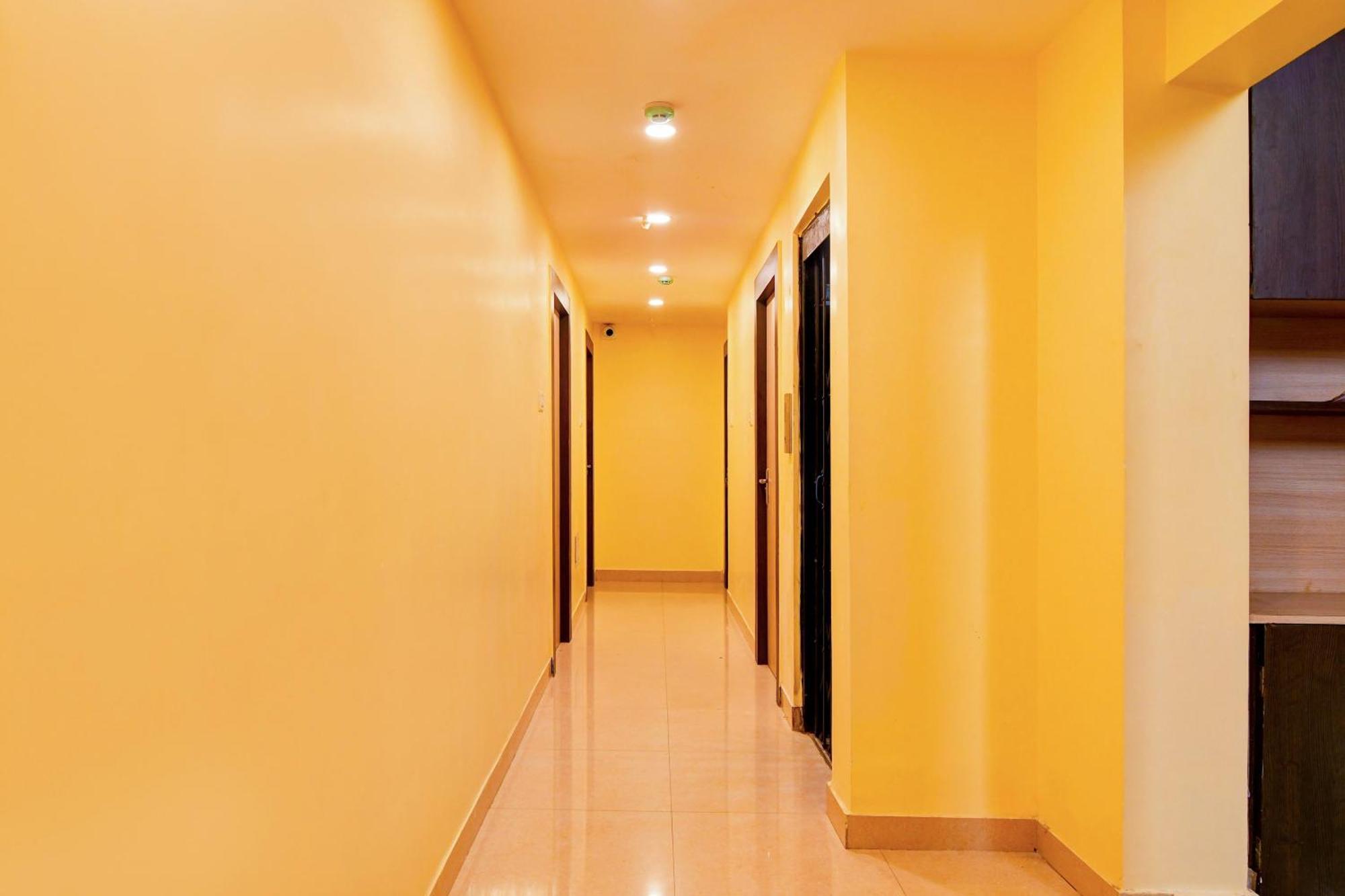 Hotel O Bypass View Kolkata Exterior photo